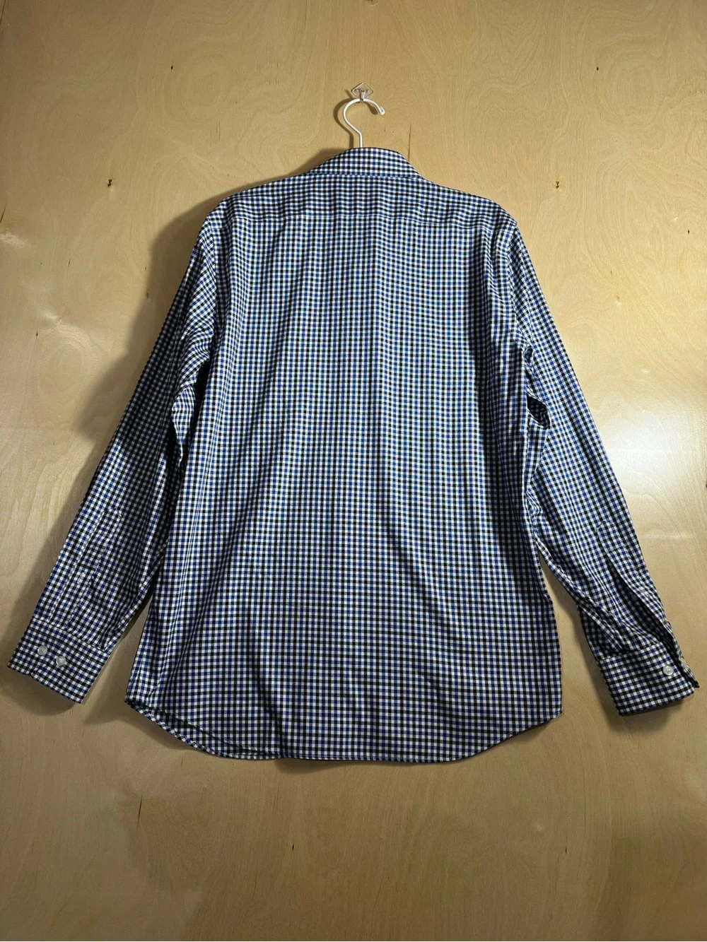 Banana Republic Blue and White Gingham Button-Down 100% Non Iron Cotton Shirt M